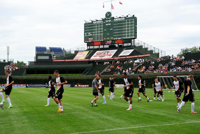 wrigley-2012-68.jpg
